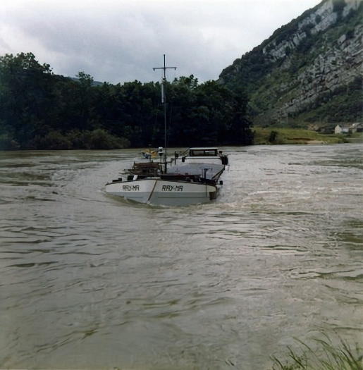 [La péniche Ray-Ma]